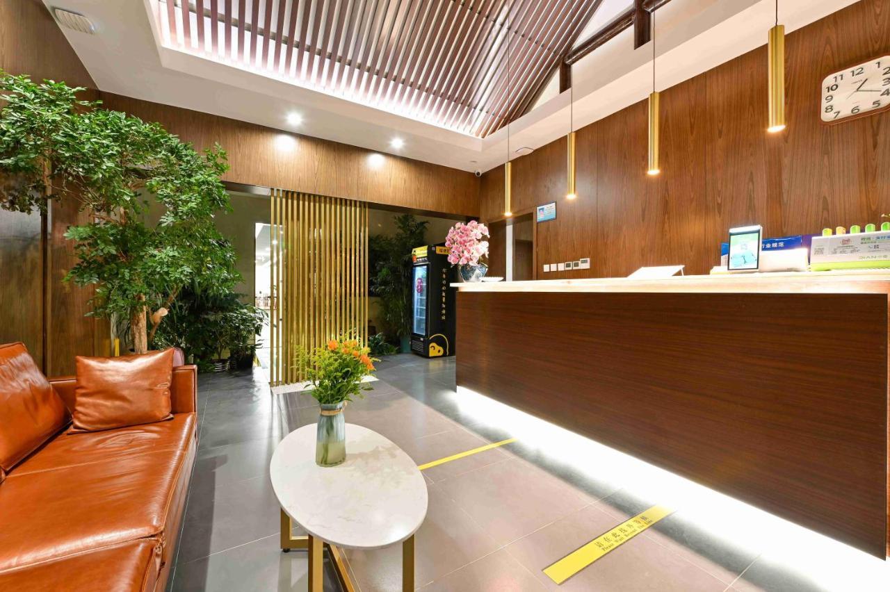Xingshe Alley Courtyard Hotel Beijing Wangfujing Forbidden City Branch - Breakfast Included & English Speaking Reception & Free Wifi And Laundry Room & Hutong Culture & Cat-Keeping & Flower-Growing Terrace & One Day Tour Service & Free Coffee Exteriér fotografie